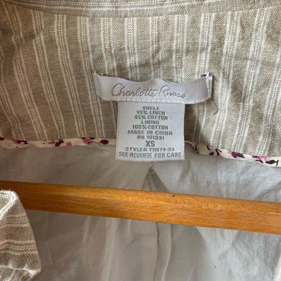 Charlotte Russe 3/4 Cream Striped Blazer - Picture 6 of 6